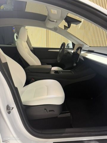 Tesla Model Y Long Range Dual Motor AWD