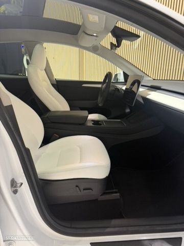 Tesla Model Y Long Range Dual Motor AWD