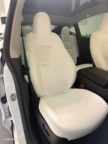 Tesla Model Y Long Range Dual Motor AWD